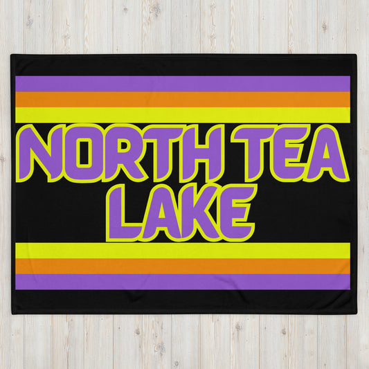 North Tea Lake - Throw Blanket